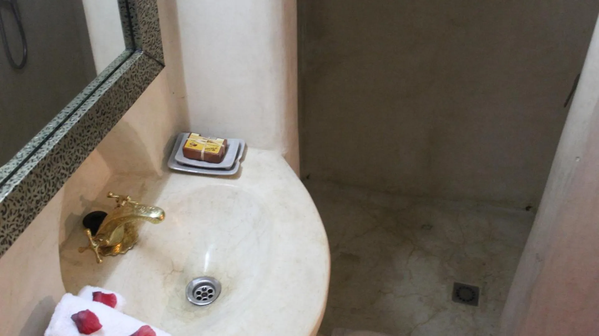 Riad M'Boja 